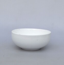 Dekorace - miska porcelán.