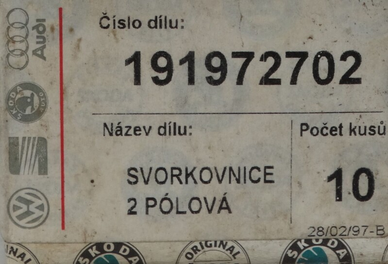 Dvoupólová svorkovnice se zajištěním kontaktu pro snímač teploty výparníku, přihrádka přístrojové desky191972702