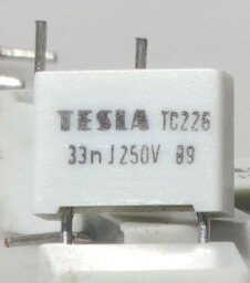 Kondenzátor TESLA TC226  33nJ250V 89