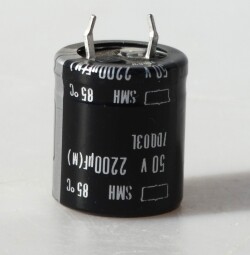 Elektrolytický kondenzátor 2200 µF 50 V