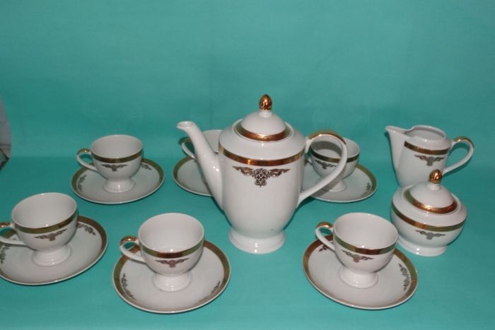 Porcelánová kávová souprava OMAR-vyrobená z kvalitního Karlovarského porcelánu.