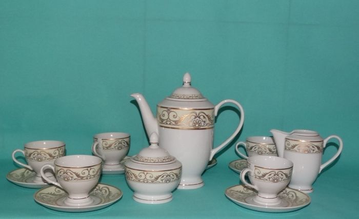 Porcelánová kávová souprava PETRA-vyrobená z kvalitního Karlovarského porcelánu.