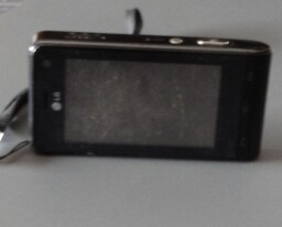 Kompaktní digitální fotoaparát značky LG,