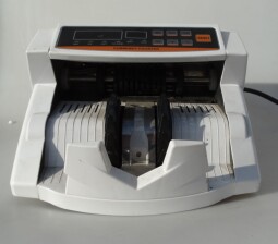 Elektronické počítadlo bankovek