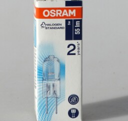 žárovka s paticí typu G4, výkonem 5 W a světelným tokem 55 lumenů.