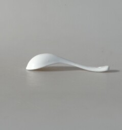 Lžičky  ba polévku. nebo míchání nápojů.. - porcelán