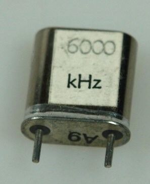 Krystalový oscilátor  6000 KHZ A9