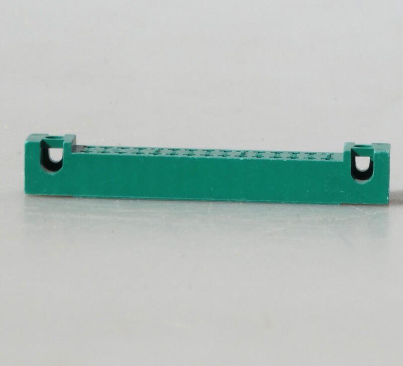 Konektory - 16-pinový PCB terminálový blokový header 